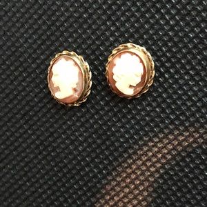 Gold Tone Cameo Earrings